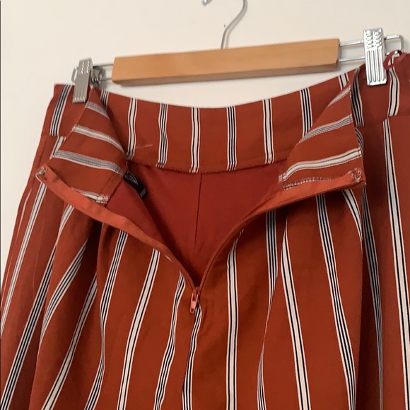2 for $20 Flare striped pants - Picture 4 of 5